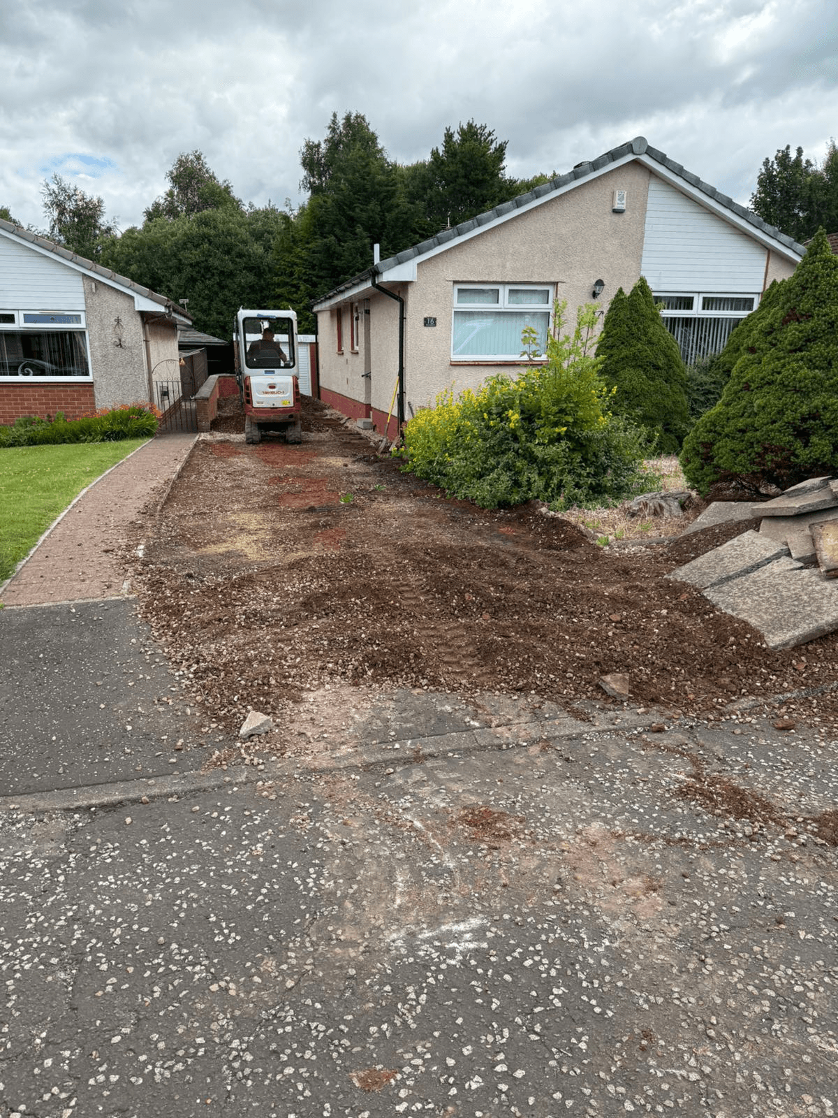 Driveway installation and repairs in Airdrie