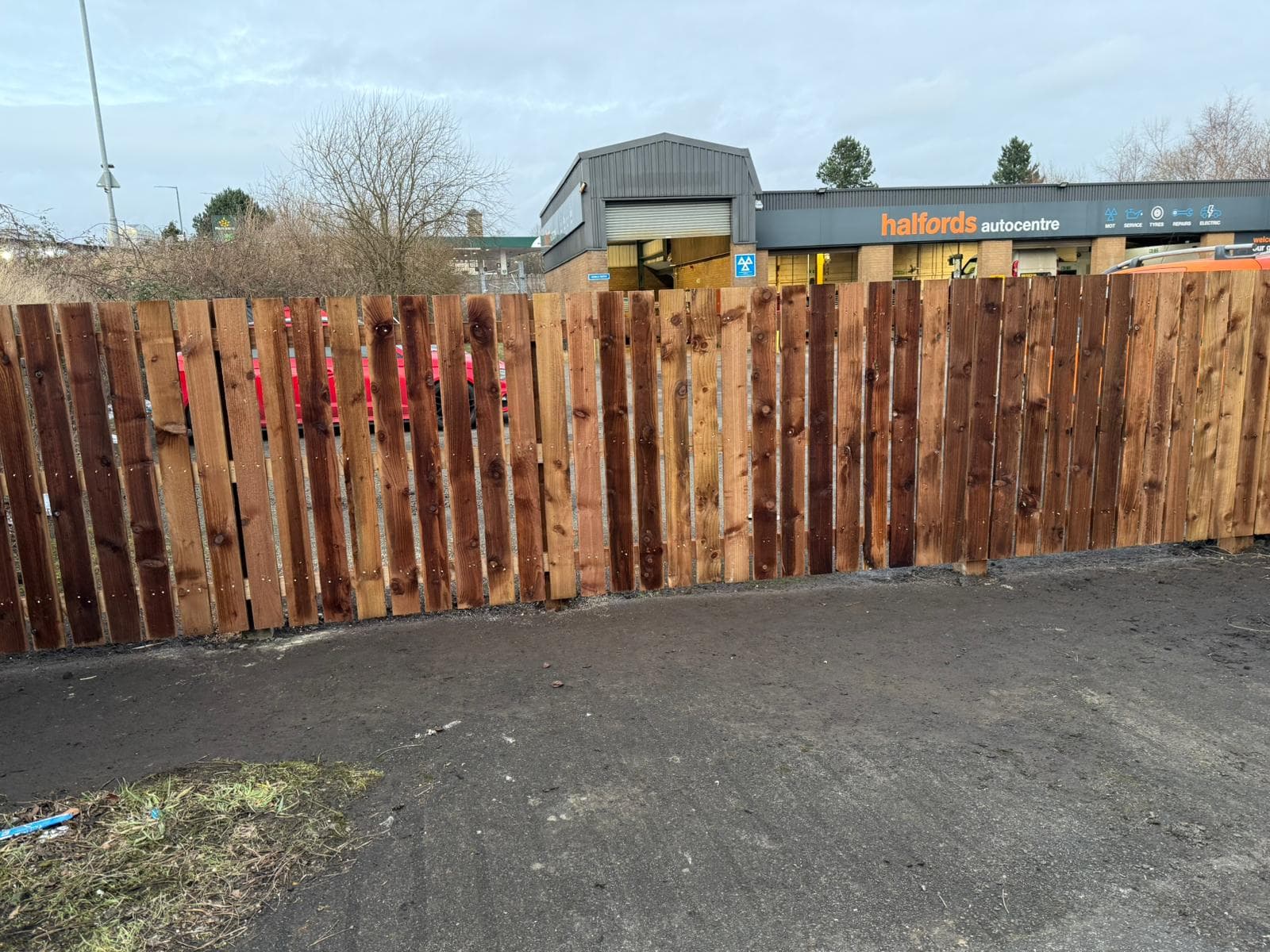 Fencing installation and repairs in Airdrie