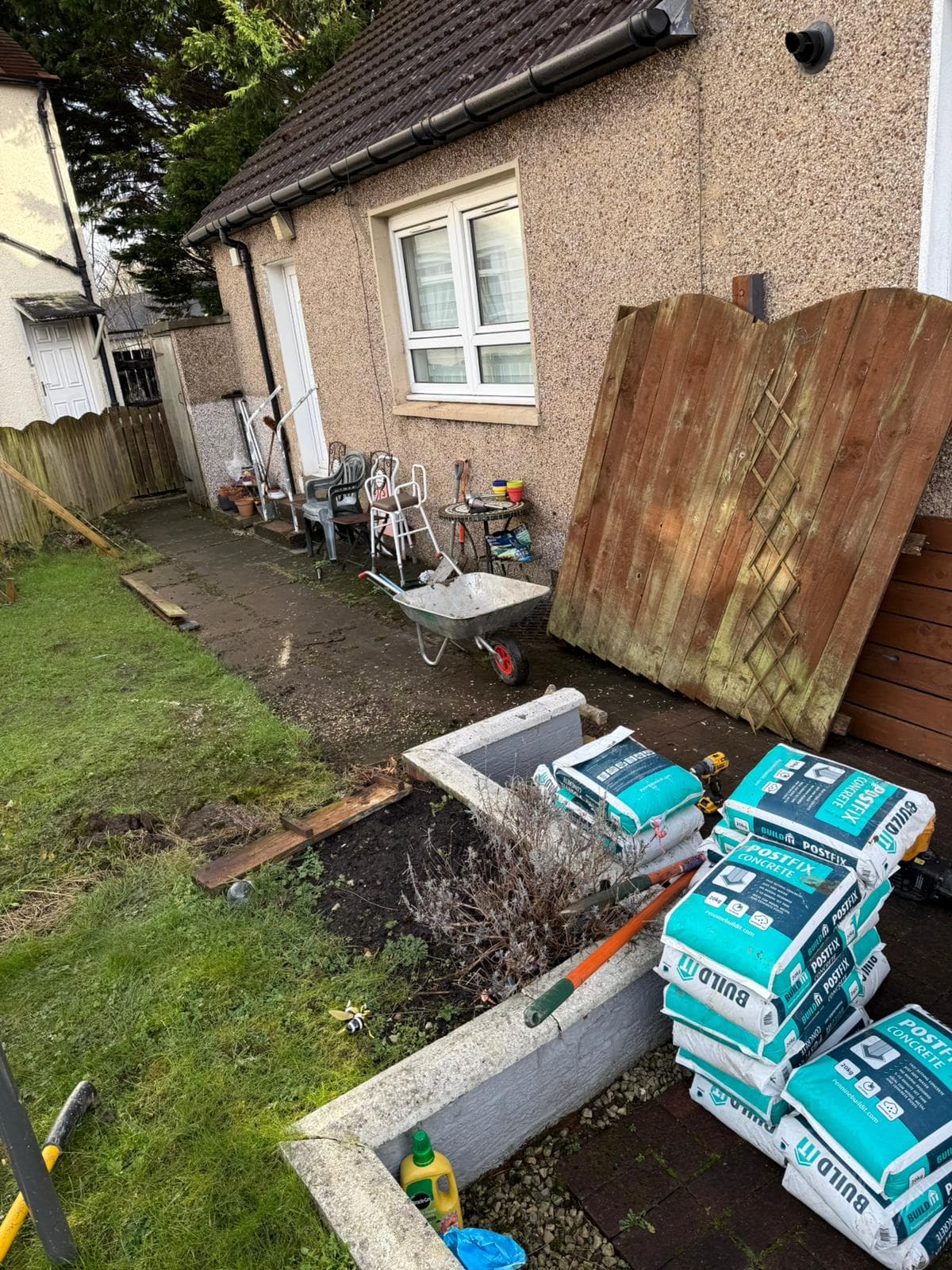 Fencing installation and repairs in Airdrie