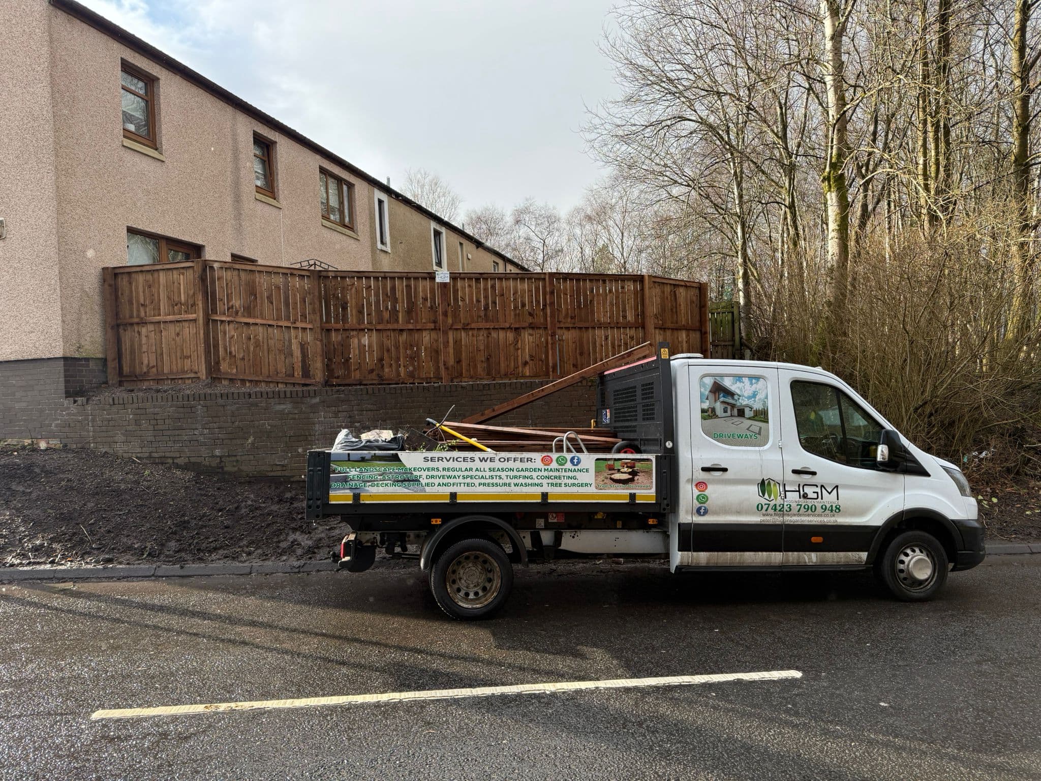 Fencing installation and repairs in Airdrie