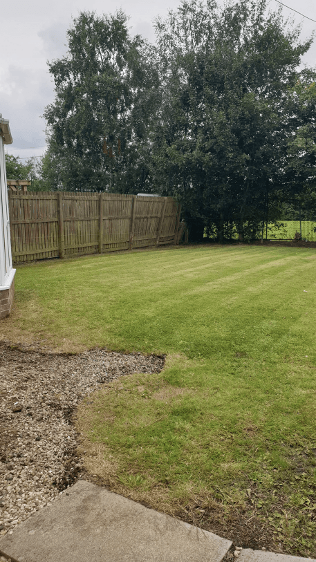 Garden maintenance work in Airdrie